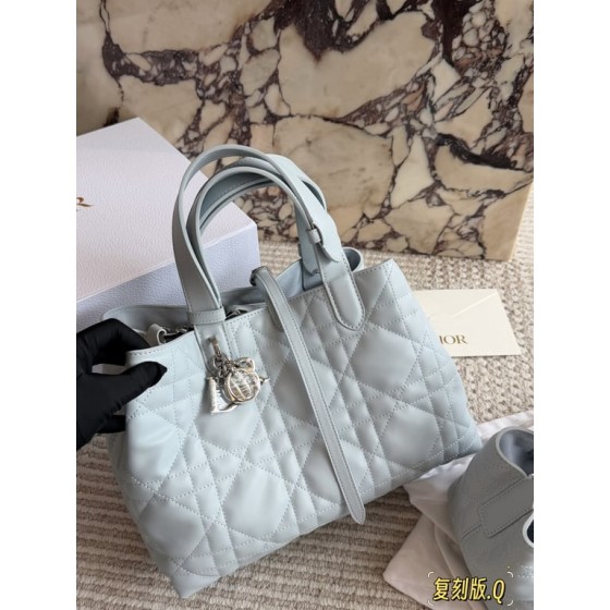 Dior Toujours Tote